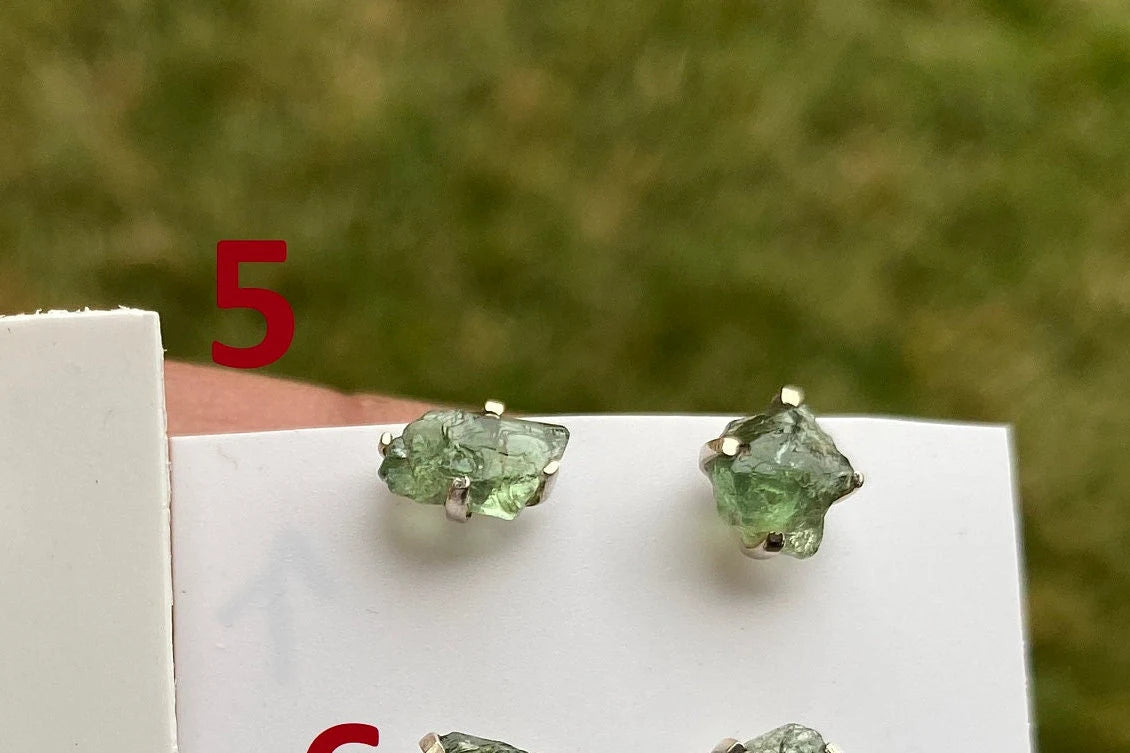 Raw Natural Peridot Gemstone Sterling Silver Stud Earrings, Peridot Earrings, Prong Stud Earring, August Birthstone, Ear Stud, Bridesmaid