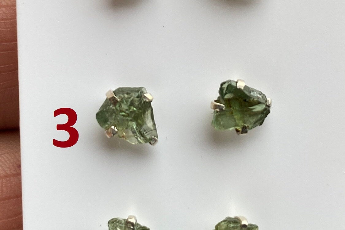 Raw Natural Peridot Gemstone Sterling Silver Stud Earrings, Peridot Earrings, Prong Stud Earring, August Birthstone, Ear Stud, Bridesmaid