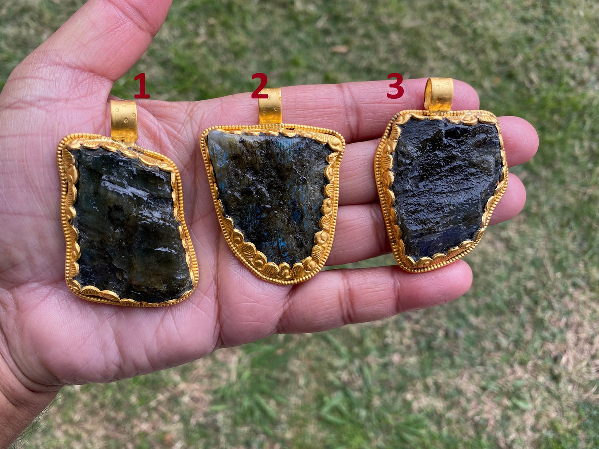 Raw Labradorite Natural Stone, Non Tarnish Brushed Gold Overlay, Natural Stone Jewelry, Natural Beauty, Grounding Gem, Unique Jewelry