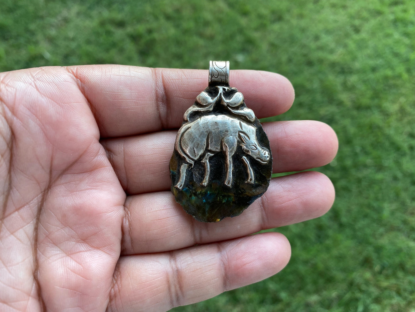 Raw Labradorite Sterling Silver Pendant,Natural Stone Pendant,Birthstones Pendant,Animal Designs,Energy Pendant, Tribal Pendant for Necklace
