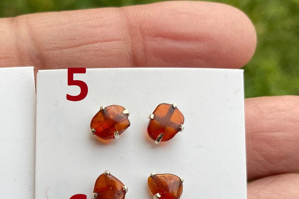 Raw Natural Amber Studs Earrings, 92.5 Sterling Silver Earrings, Rough Amber Sterling Silver Earring, Raw Sunstone Earring, Prong Stud
