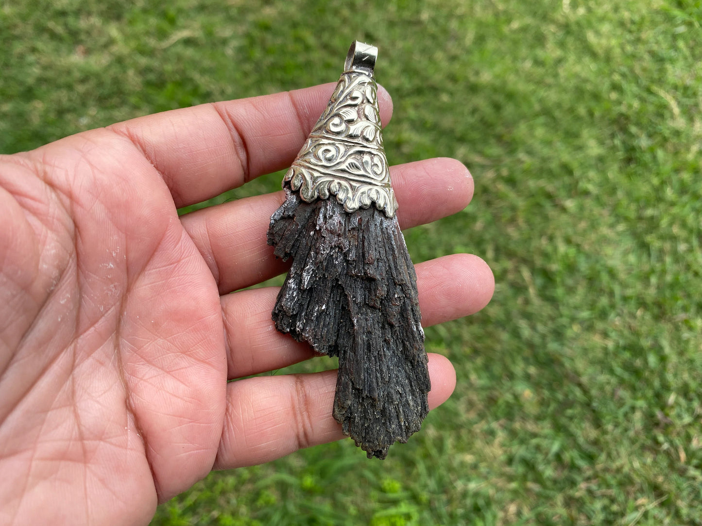 Raw Natural Black Kyanite Tibetan Silver Pendant, Gemstone Healing Pendant, Energy Cleansing Necklace, Boho Style Jewelry, Metaphysical Gift