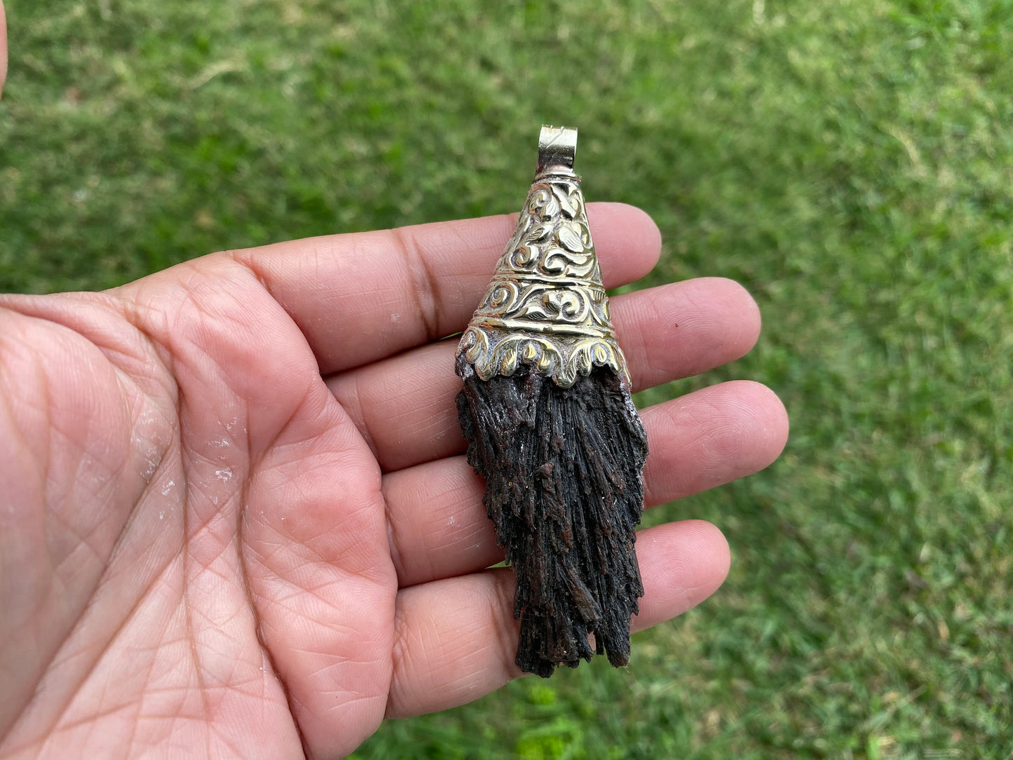 Raw Natural Black Kyanite Tibetan Silver Pendant, Gemstone Healing Pendant, Energy Cleansing Necklace, Boho Style Jewelry, Metaphysical Gift