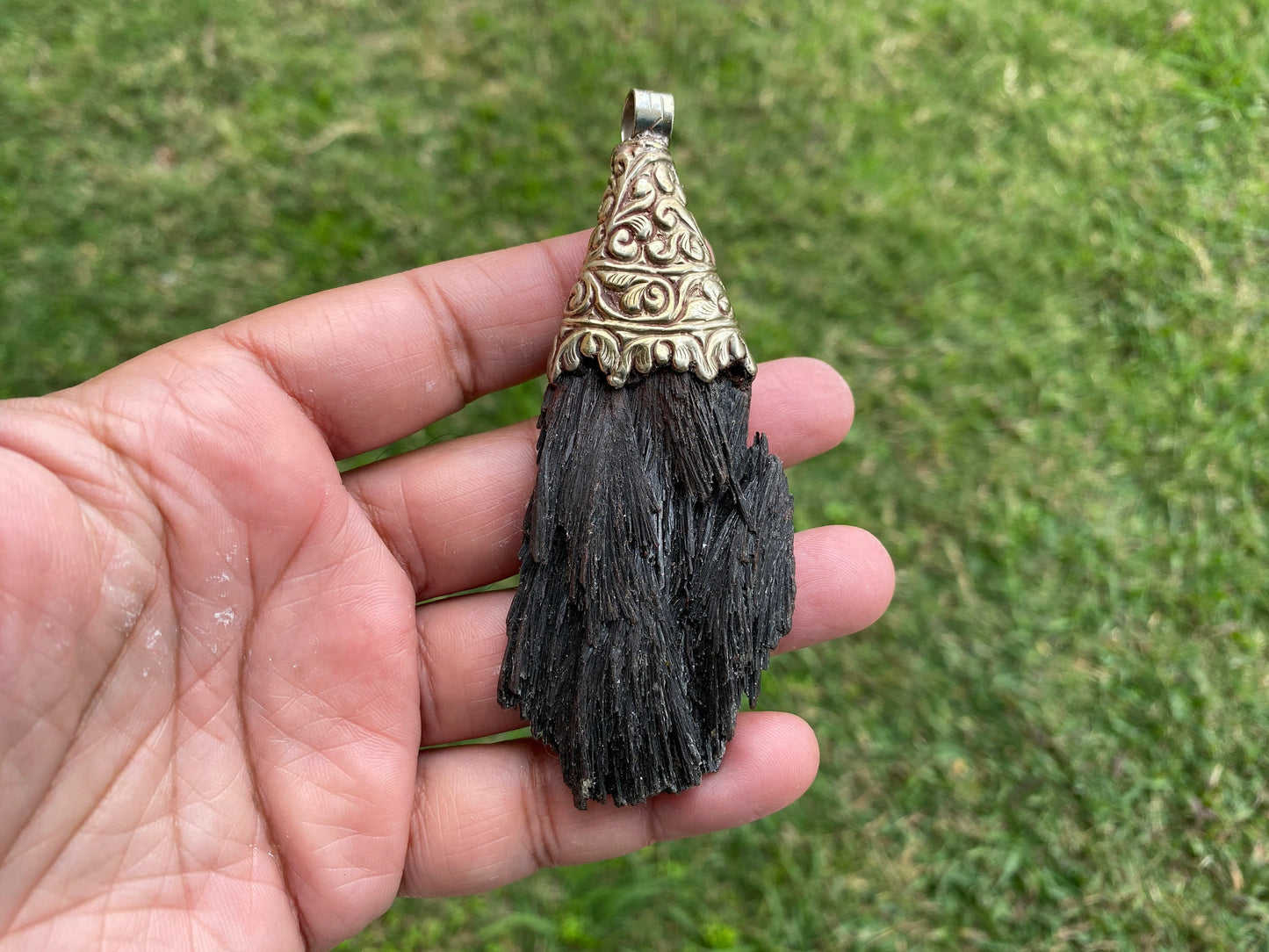 Raw Natural Black Kyanite Tibetan Silver Pendant, Gemstone Healing Pendant, Energy Cleansing Necklace, Boho Style Jewelry, Metaphysical Gift