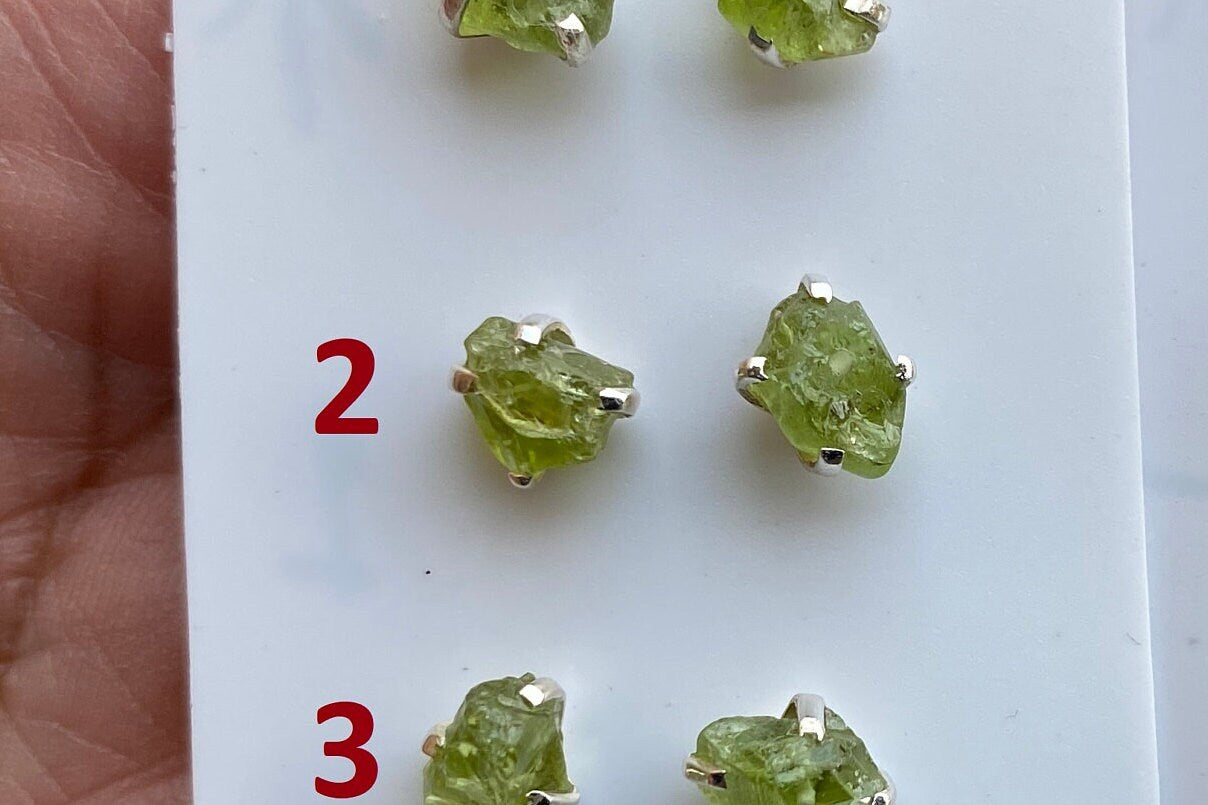 Raw Natural Peridot Gemstone Sterling Silver Stud Earrings, Peridot Earrings, Prong Stud Earring, August Birthstone, Ear Stud, Bridesmaid