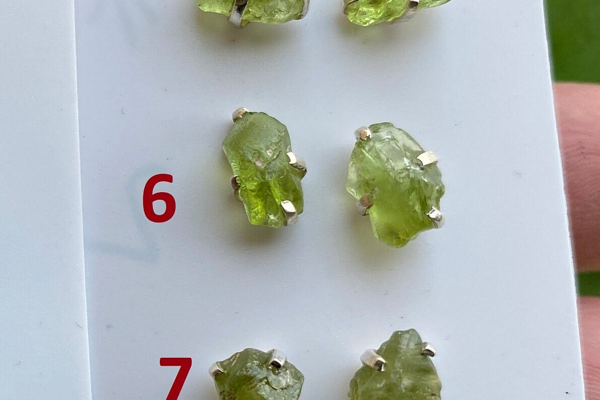 Raw Natural Peridot Gemstone Sterling Silver Stud Earrings, Peridot Earrings, Prong Stud Earring, August Birthstone, Ear Stud, Bridesmaid