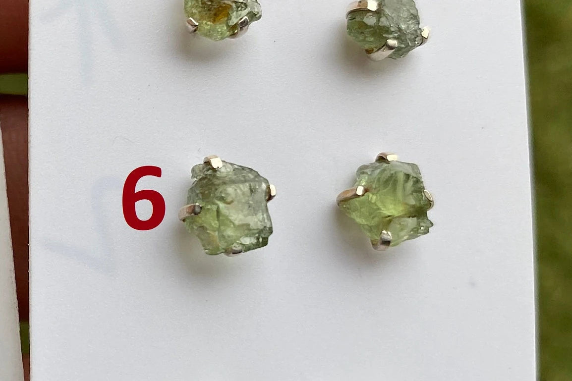 Raw Natural Peridot Gemstone Sterling Silver Stud Earrings, Peridot Earrings, Prong Stud Earring, August Birthstone, Ear Stud, Bridesmaid