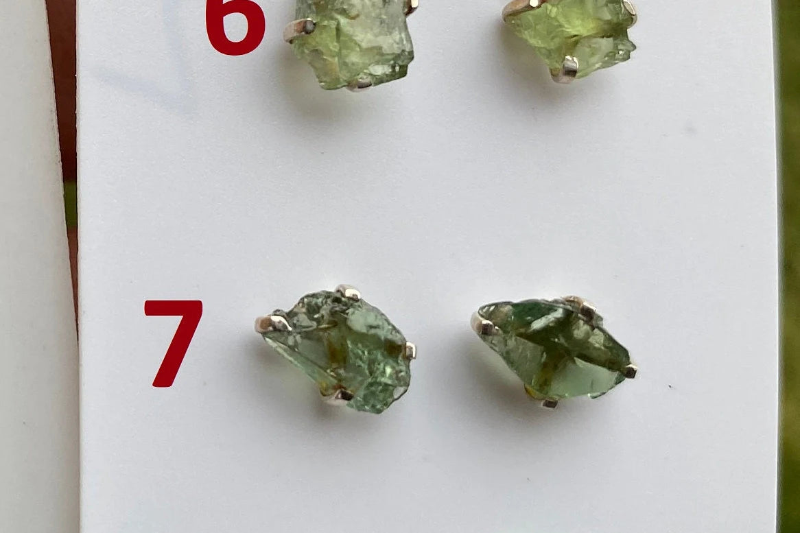 Raw Natural Peridot Gemstone Sterling Silver Stud Earrings, Peridot Earrings, Prong Stud Earring, August Birthstone, Ear Stud, Bridesmaid