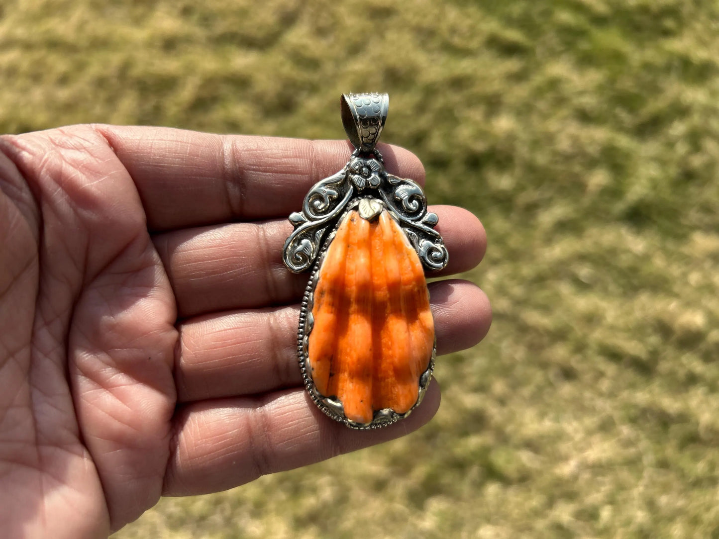 Raw Spiny Oyster Shell Tibetan Silver Pendant, Native American Style Jewelry, Southwestern Jewelry, Bohemian Jewelry For Men or Women