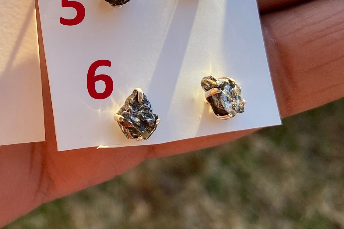 Small Genuine Raw Pyrite Sterling Silver Healing Stone Stud Earrings, Rieke stones , Tiny Raw Gemstone Stud , Geo Earring, Rock Stud Earring