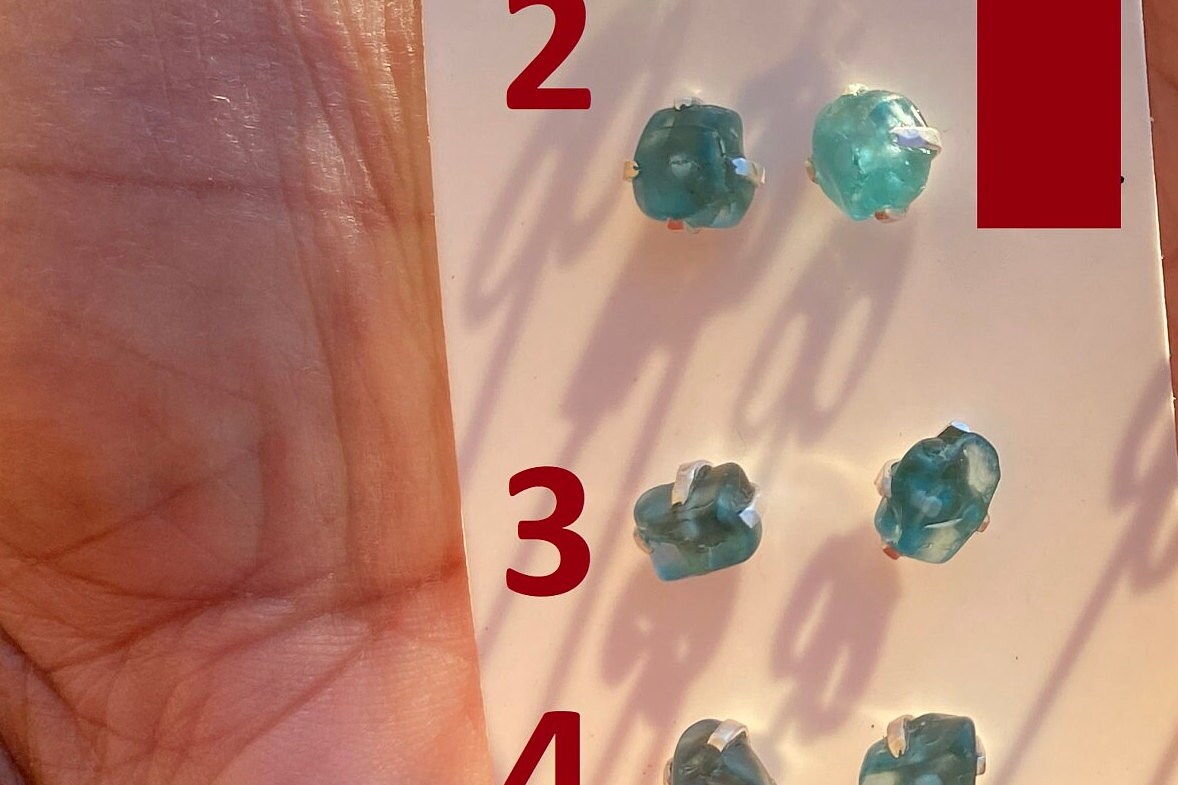 Small Raw Blue Apatite Sterling Silver Stud Earrings, Raw Blue Apatite Earring, Blue Apatite Gemstone, Apatite Crystal, Blue apatite jewelry