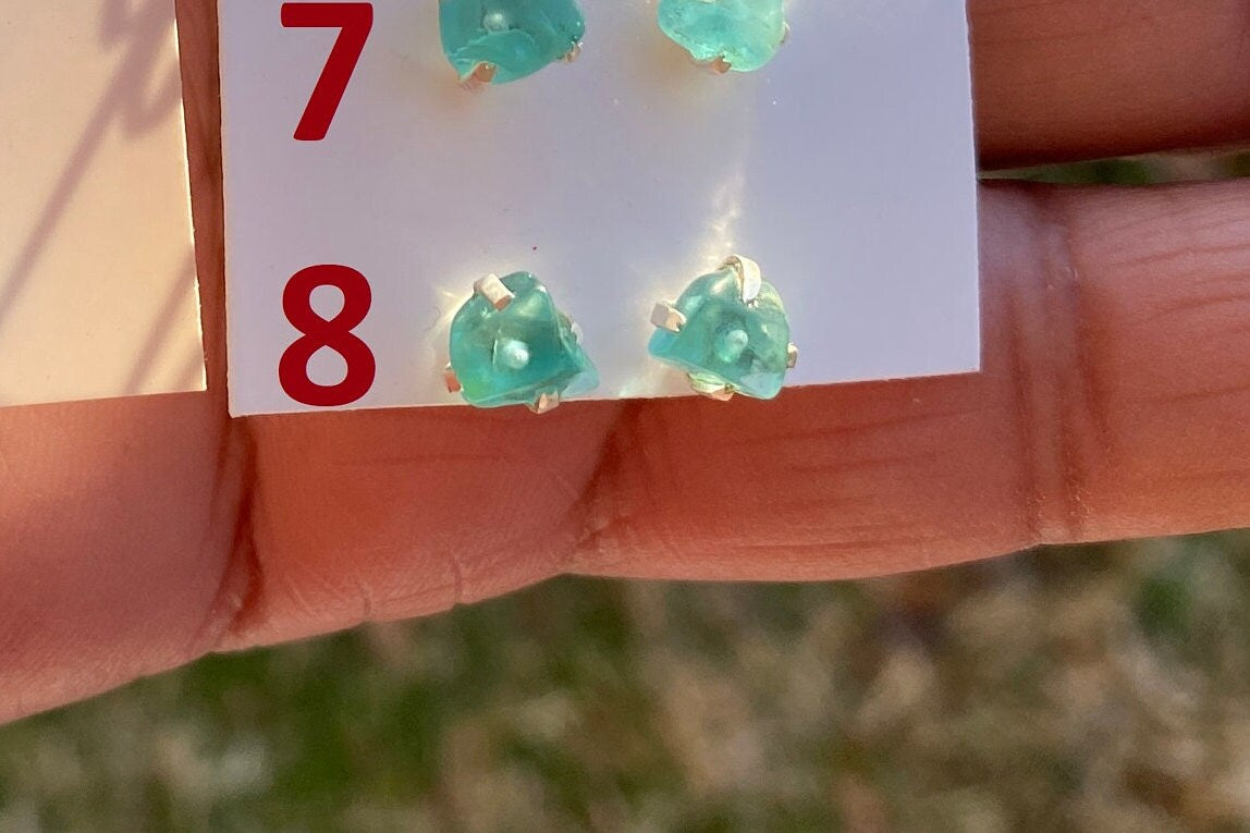 Small Raw Blue Apatite Sterling Silver Stud Earrings, Raw Blue Apatite Earring, Blue Apatite Gemstone, Apatite Crystal, Blue apatite jewelry