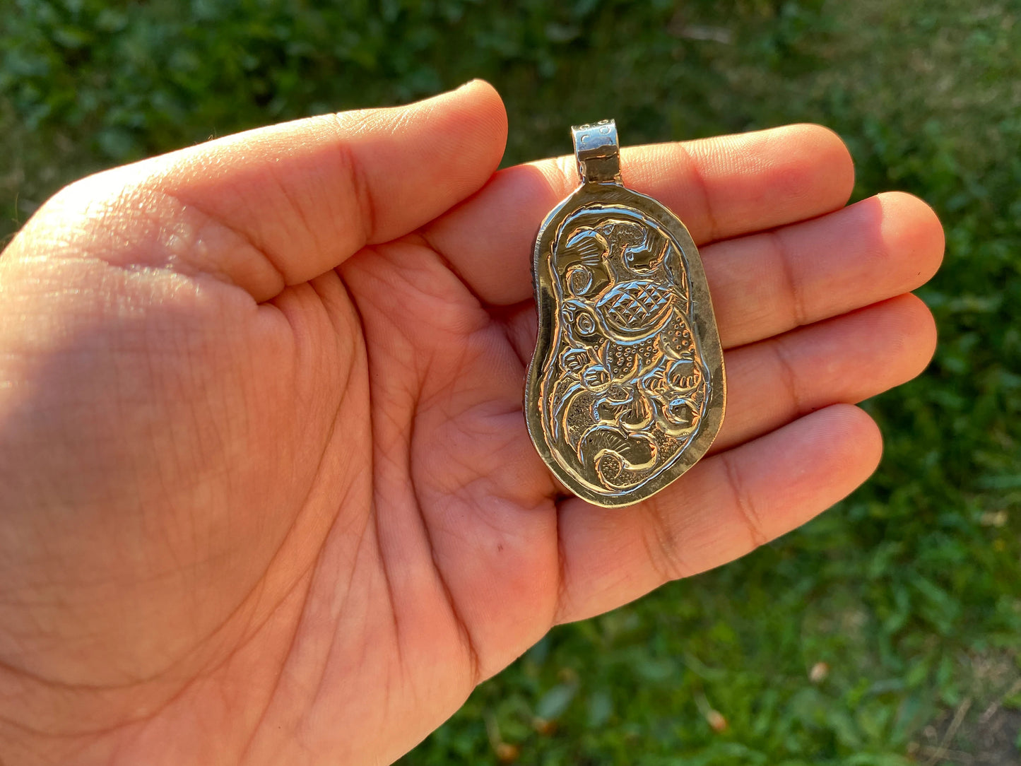 Small Viking King Skull Carved Bone Tibetan Silver Pendant, Ancient Warrior, Medieval Jewelry, Viking King, Unisex Jewelry, for Men or Women