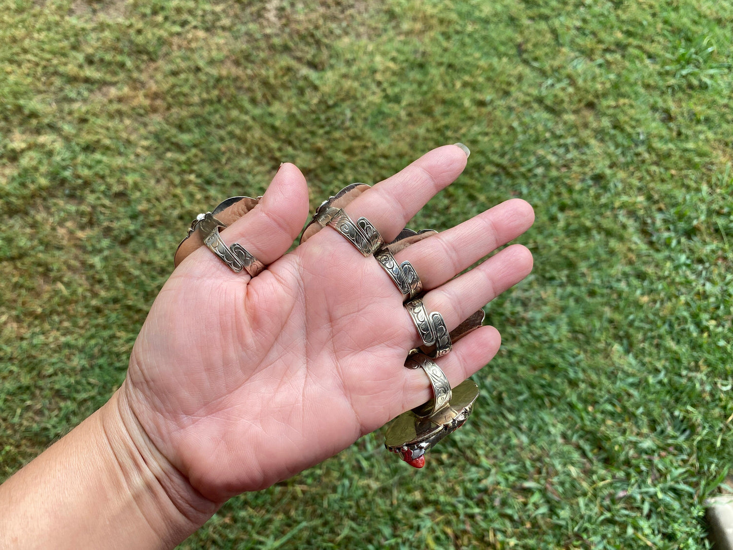 Big Adjustable Natural Spiny Oyster Tibetan Silver Ring, Spiny Oyster Jewelry, Southwest Ring, Statement Ring, Native American Style