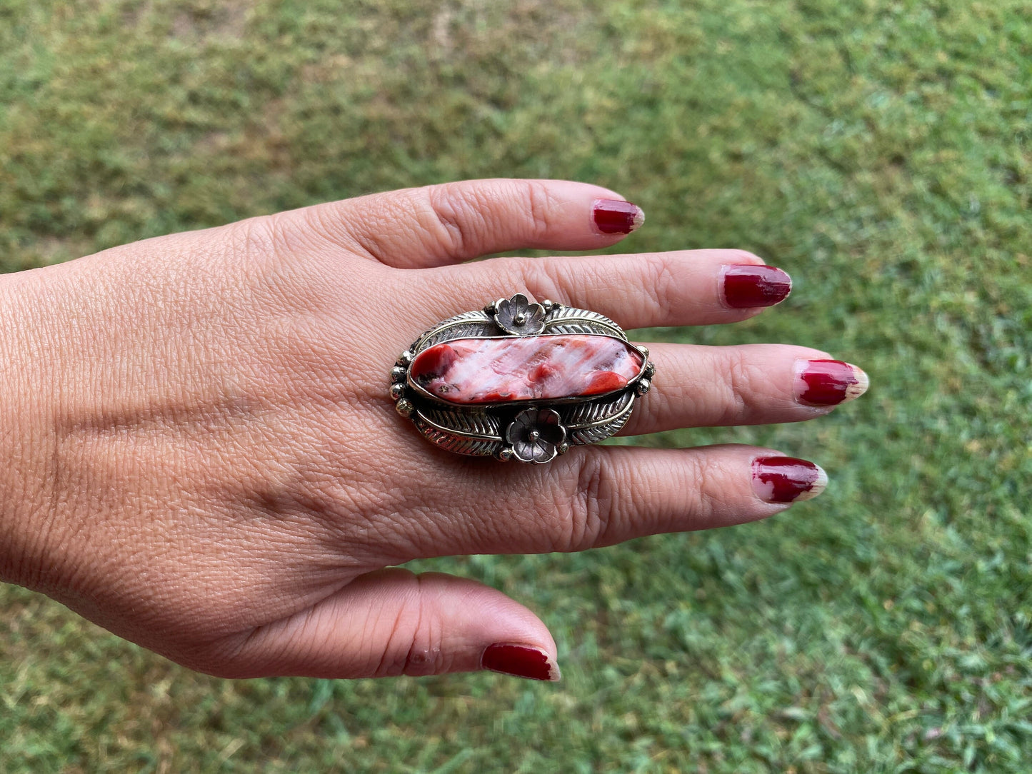 Big Adjustable Natural Spiny Oyster Tibetan Silver Ring, Spiny Oyster Jewelry, Southwest Ring, Statement Ring, Native American Style