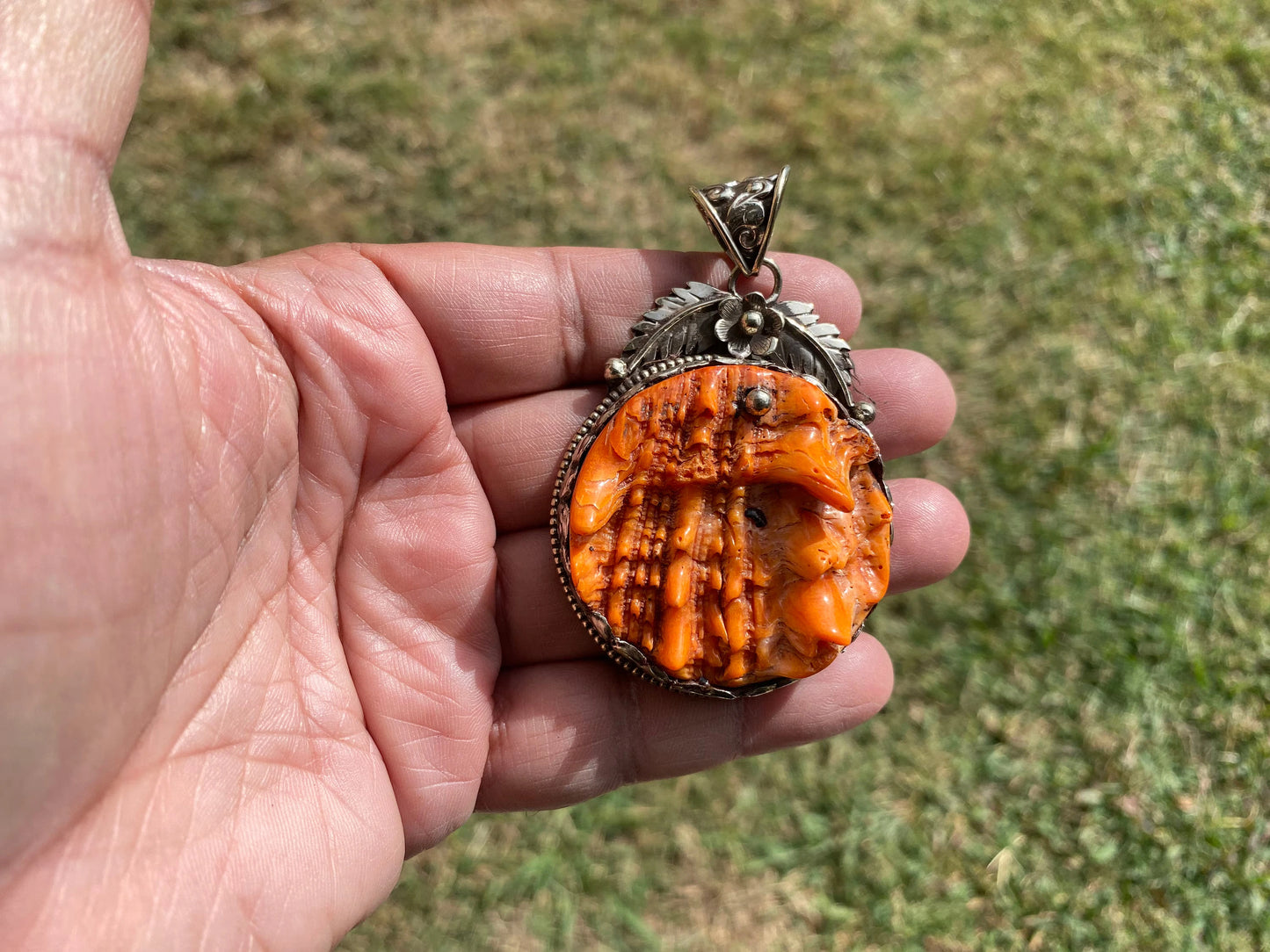 Spiky Spiny Oyster Shell Tibetan Silver Large Pendant, Native American Style Jewelry, Southwestern, Bohemian Jewelry for Men or Women