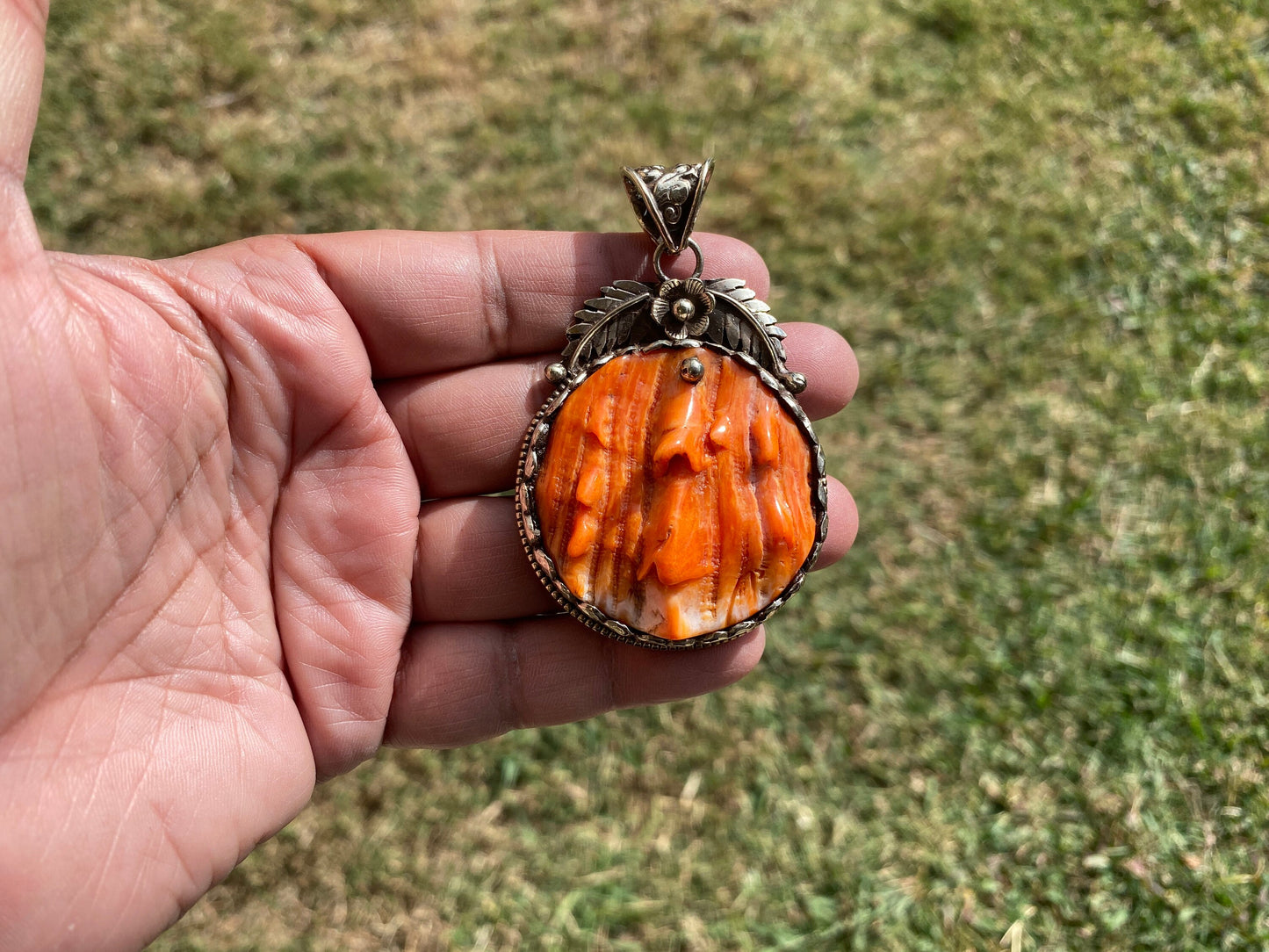 Spiky Spiny Oyster Shell Tibetan Silver Large Pendant, Native American Style Jewelry, Southwestern, Bohemian Jewelry for Men or Women