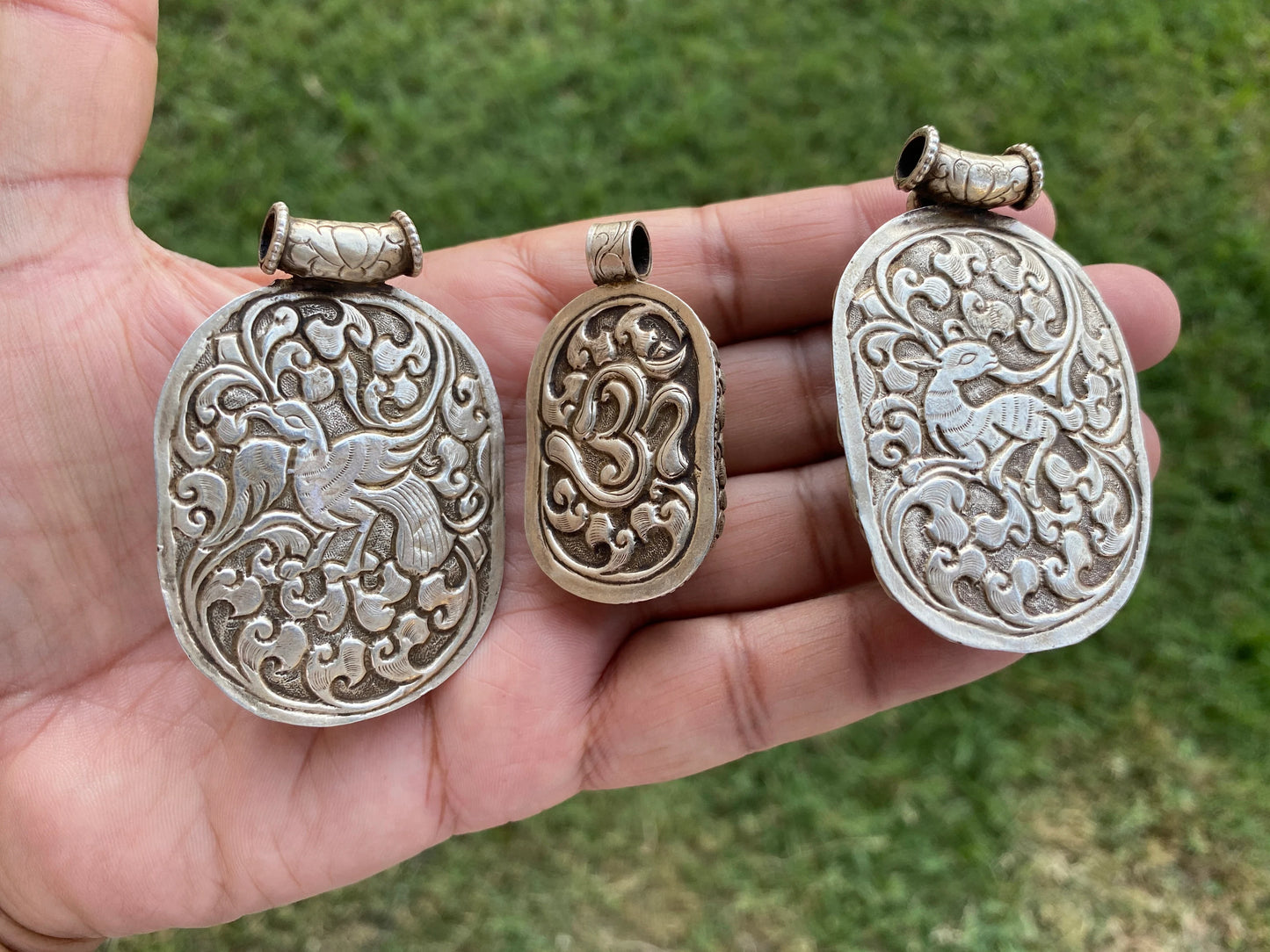 Sterling Silver Buddha Head Pendant,Buffalo Bone Carved Buddha, Tibetan Pendant, Unique Design,Unusual,Ethnic Tribe Jewelry,Jewelry Supplies