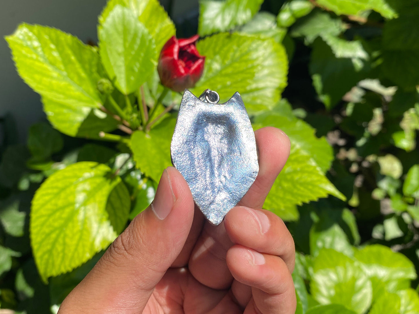 Symbol of Strength: Wolf Head Carving in Tibetan Silver, Bold Wolf Head Pendant, Healing pendant, Unisex Pendant, Hammered design.