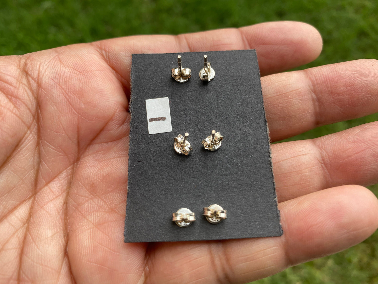 Tiny Raw Natural Peridot Gemstone Sterling Silver Stud Earrings, Peridot Earrings, Natural Stone Prong Stud Earring, August Birthstone