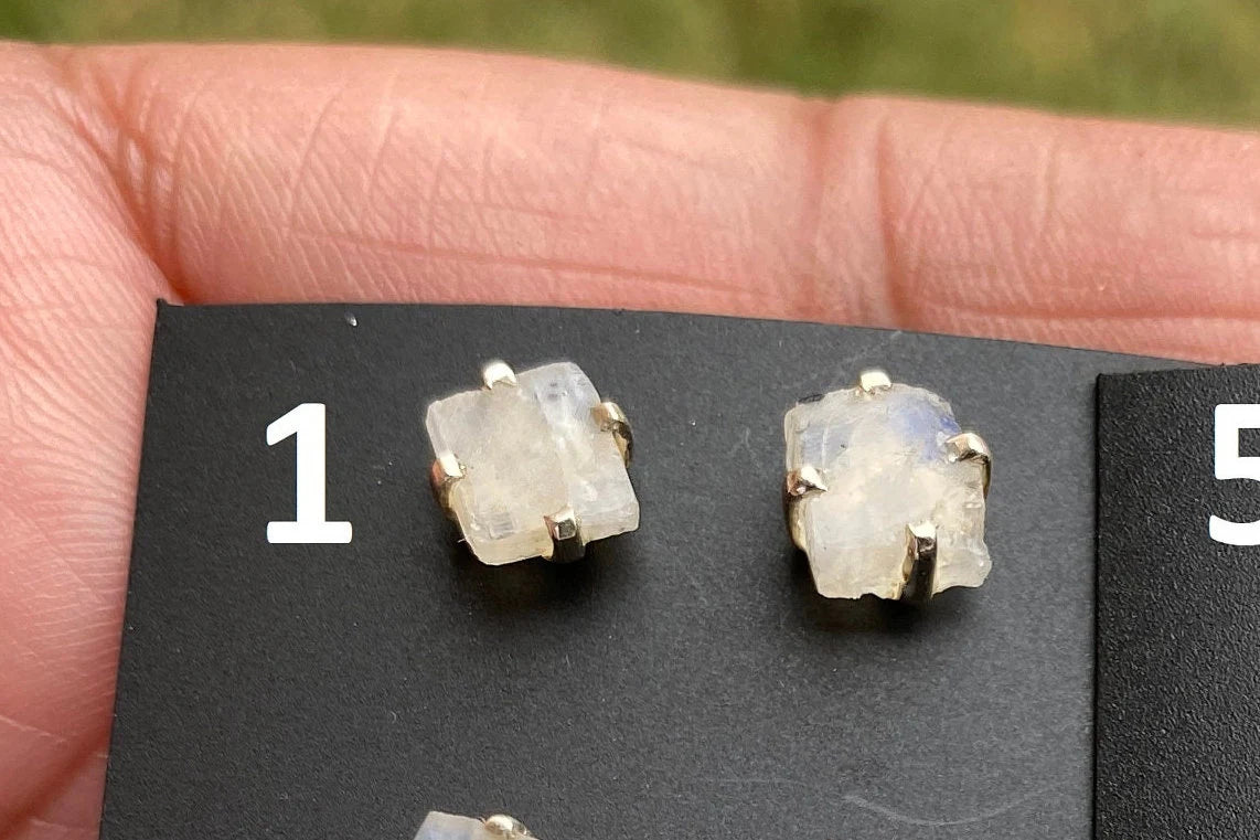 Tiny Raw Rainbow Moonstone Stud Earrings, Sterling Silver Earrings, Prong Stud Earring, Moonstone Earring, Crystal Stud, June Birthstone
