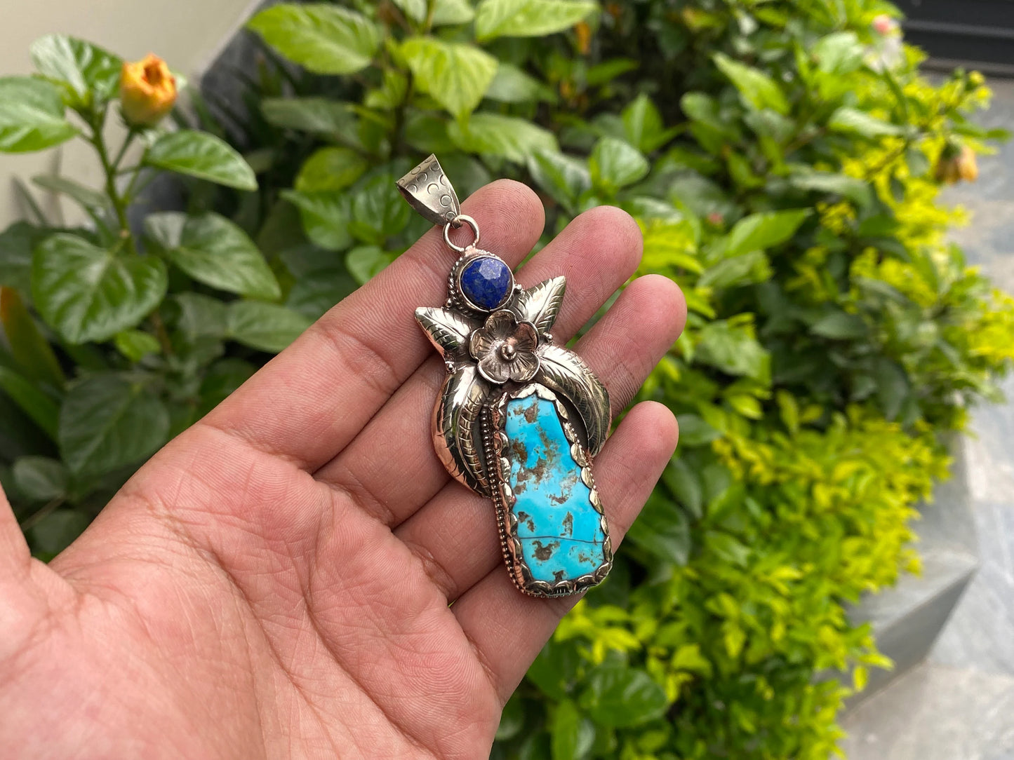 Trendy Turquoise Pendant with Raw Lapis Stone - Rustic Aesthetic Jewelry, Unisex Pendant for Daily wear, Healing properties, Hammered Design