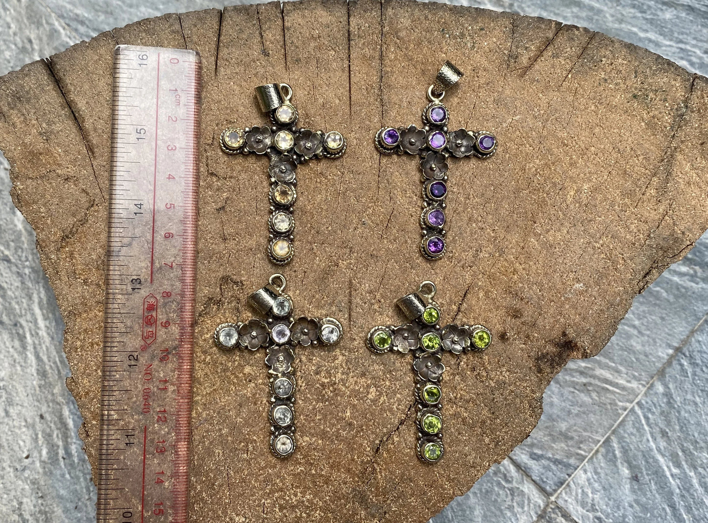 Unique Cross Shaped Pendants for daily wear, Handmade Tibetan Silver Pendant, Natural Gemstone Pendant, Floral Design, Aesthetic Gift ideas.