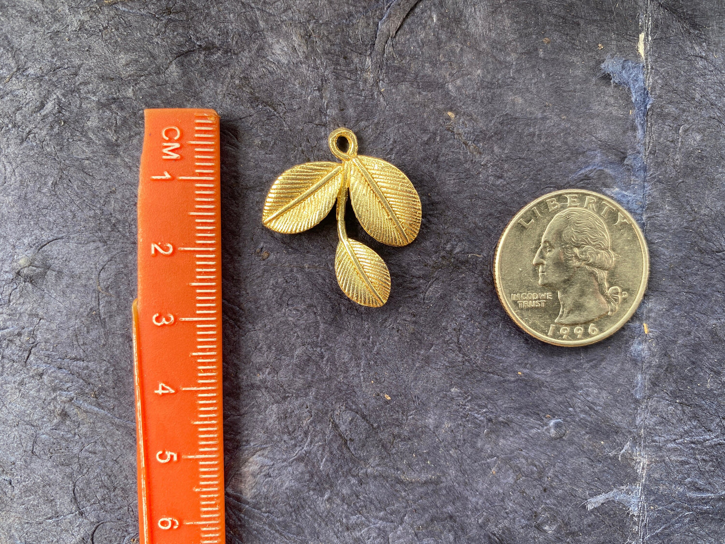 27X24mm, Brushed Gold Plated Leaf Pendant, For Earrings / Necklace / Bracelet Charms, Jewelry Components, Small Leaf Charm, Jewelry Finding