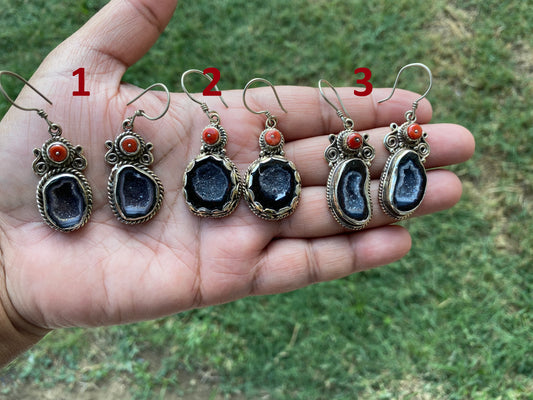 Adorable Druzy Tabasco Geode with Coral Tibetan Silver Earrings, Druzy Geode Jewelry, Dangle Earring, Crystals Earrings, Natural Geode