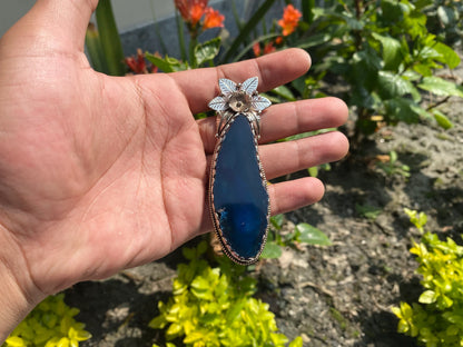 Enchanted Earth: Agate Slice Pendant Adorned with Tibetan Silver,Agate Slice Pendant with Tibetan Silver.