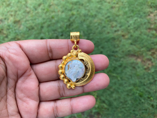 Baroque Pearl Pendant 18k Brushed Gold Overlay Non Tarnish Pendant, Irregular Pearl Jewelry, Freshwater Real Pearl Pendant, Coin Pearls