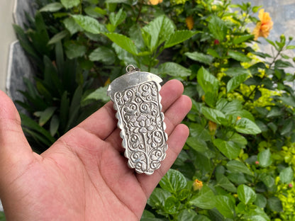 Big Antique pendant with Flower motif on water buffalo Bone, Unique pendant for daily wear, Tibetan silver jewelry, gift for him/her.