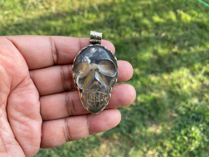 Caved Skull Crystal Pendant, Tibetan Silver, Crystal Pendant, Mystical Jewelry, Spiritual Amulet, Healing Crystal, Gothic, Energy Stone