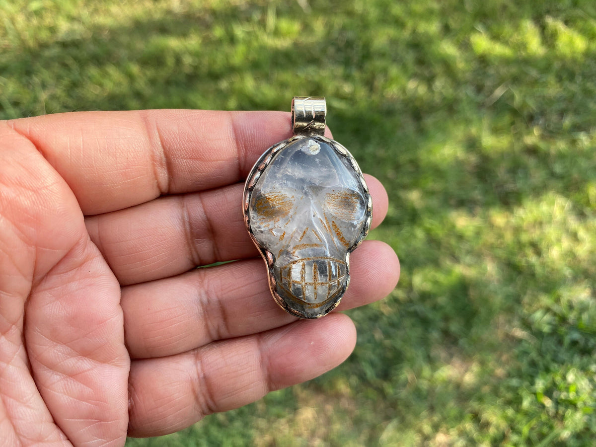 Caved Skull Crystal Pendant, Tibetan Silver, Crystal Pendant, Mystical Jewelry, Spiritual Amulet, Healing Crystal, Gothic, Energy Stone
