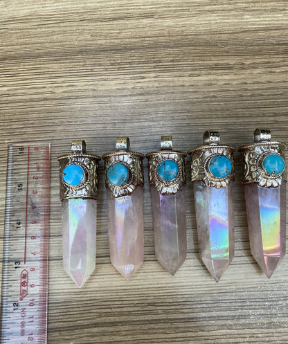 Pointed Crystal Amulet with Turquoise: Celestial Elegance, Pointed crystal pendant