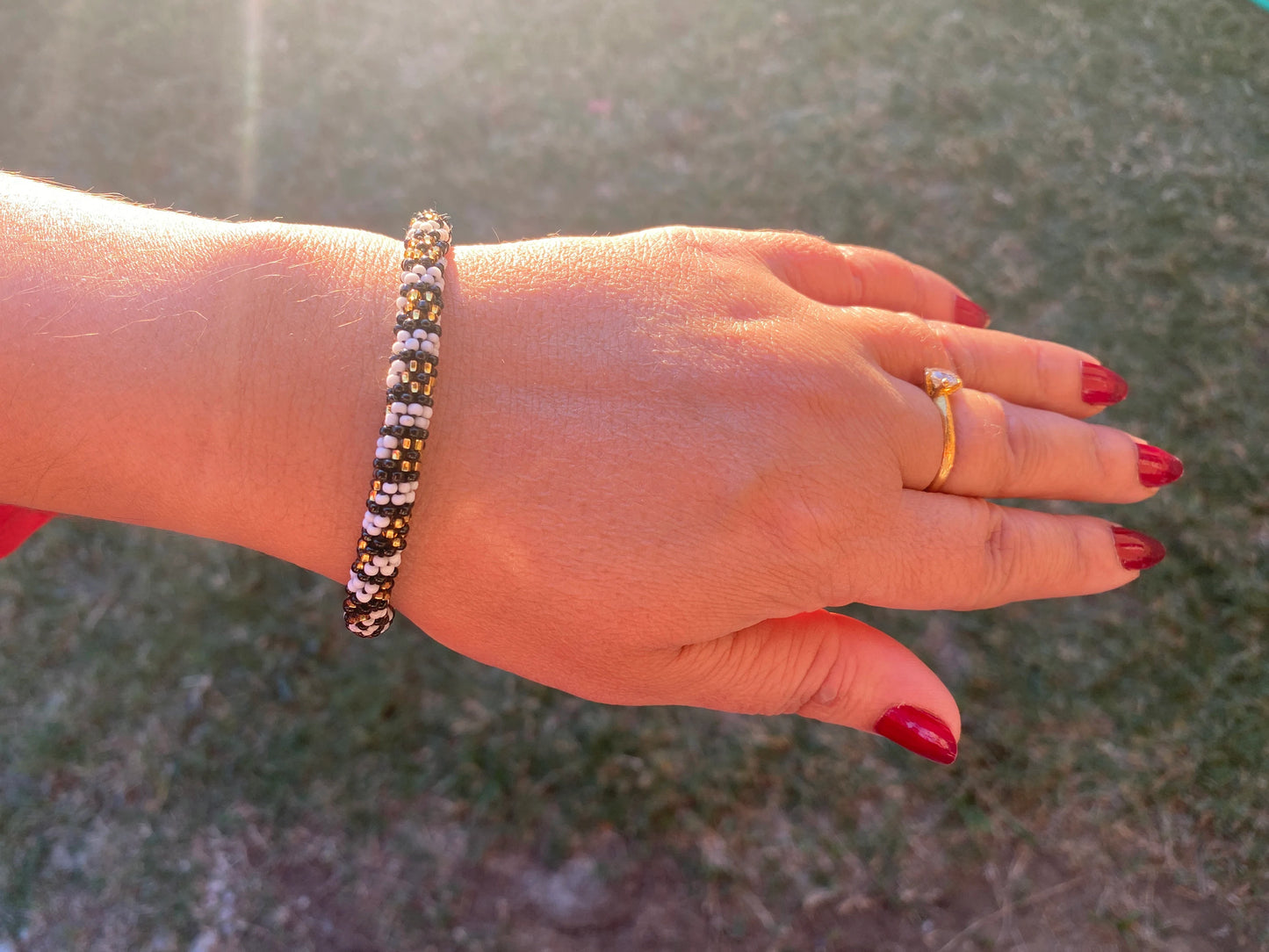 Colorful Nepal Bracelets ,Seed Bead Bracelet, One Size Fits Most, Friendship Boho Bracelets, Hand woven Bracelet, Gift Idea