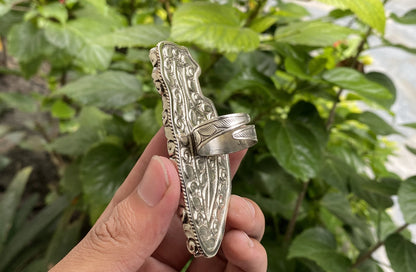 Dancing skull carved on Buffalo bone Ring, Bohemian fashion inspired Ring, Tibetan Silver Ring for daily wear, Hammered design.