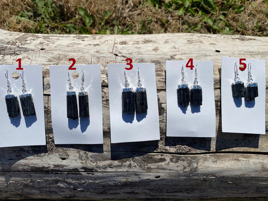 Raw Black Tourmaline Earrings, Silver Electroplated, Raw Gemstone Earrings, Dangle Earring, Gifts for Mom, Mothers Day Gift, Healing Crystal