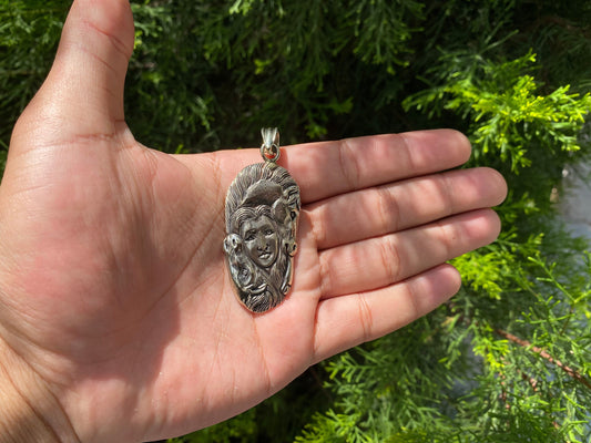 Divine Details: Mocha Girl Silhouette on Tibetan Silver,Mocha Girl Profile on Tibetan Silver Pendant.