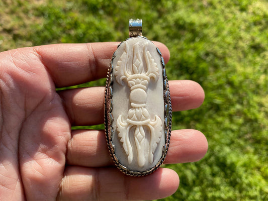 Dorje Buffalo Bone Amulets, Tibetan Silver Pendants, Men or Women Jewelry, Tribal Jewelry, Protector Amulet, Buddhist Jewelry, Vajra Pendant