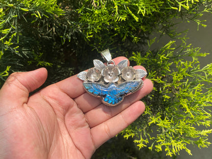 Eagle Shaped Natural Labradorite Pendant for Daily wear, Unique Labradorite Pendant, Healing pendant, Tibetan Silver Pendant, Floral design.