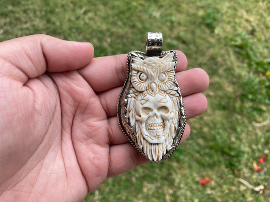Eagle with Skull Carved Bone Tibetan Silver Large Pendant, Biker Skull Pendant, Bird Jewelry, Pendant for Men or Women, Gothic Skull Pendant