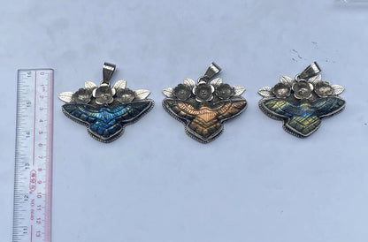Elegant Eagle-Shaped Labradorite Pendant for Daily Wear, Handmade Pendants, Hammered pendants, Antique pendants, Unisex Pendant.