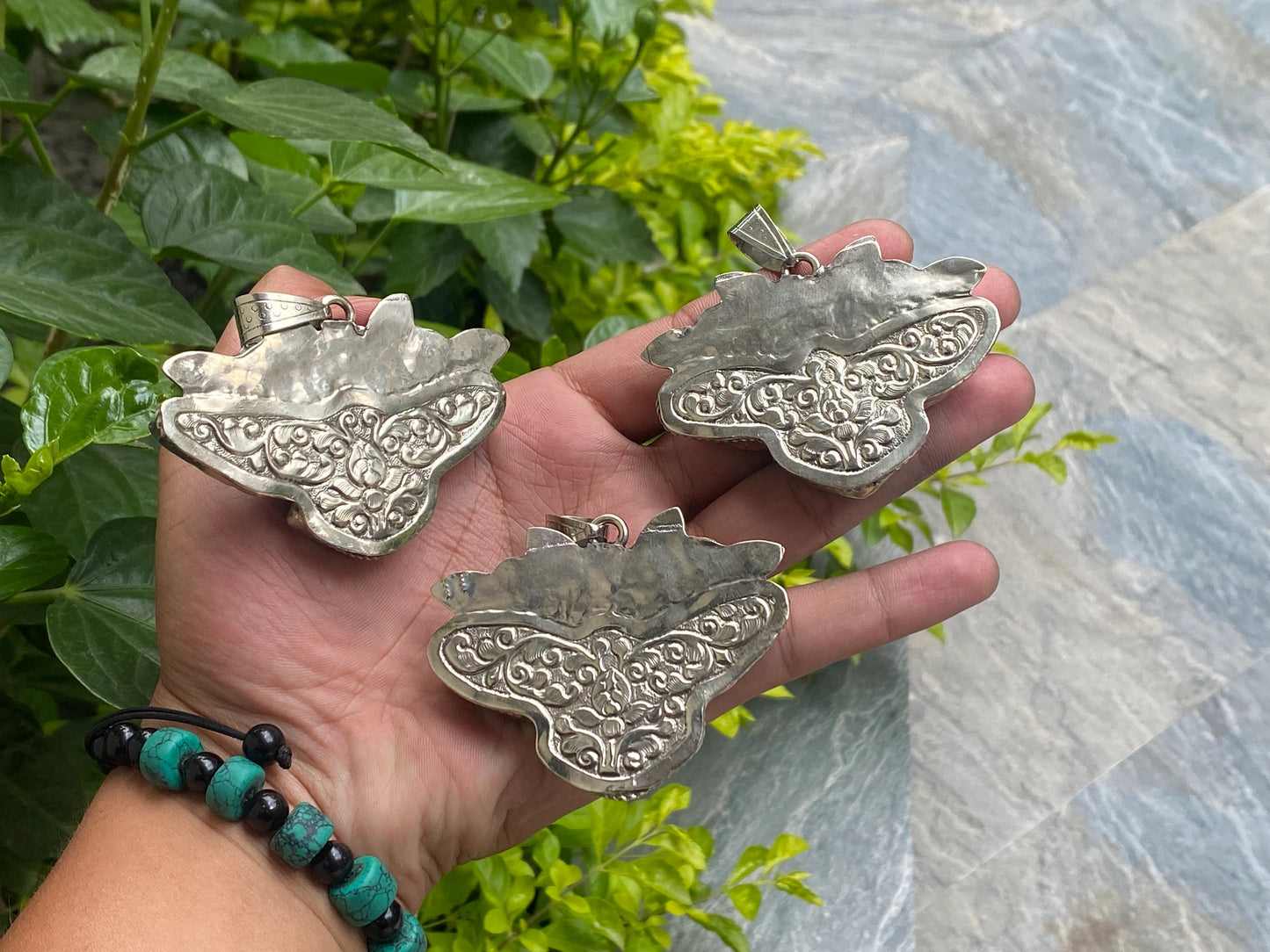 Elegant Eagle-Shaped Labradorite Pendant for Daily Wear, Handmade Pendants, Hammered pendants, Antique pendants, Unisex Pendant.