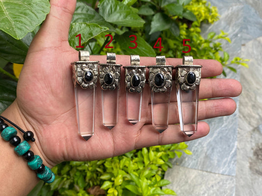 Elegant Natural Crystal Pointed Pendant for Daily Wear, Gift ideas, Natural Gemstone Pendant, Unique pendant, Natural healing Pendant.