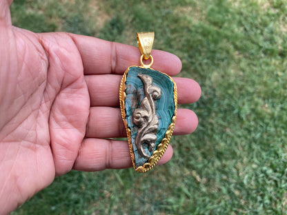 Enchanting Malachite Pendant, Brushed Gold Overlay, Earthy Elegance, Green Gemstone, Nature-Inspired, Healing Stone, Gem of Transformation