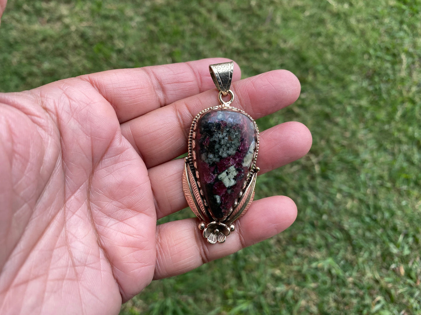 Eudialyte Natural Stone Tibetan Silver Pendant, Unique Gemstone Pendant, Cosmic Energy Stone, Metaphysical Gemstone, Nature-Inspired Pendant