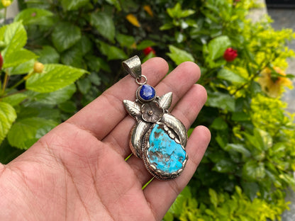 Floral-Inspired Tibetan Silver Pendant, Turquoise Pendant with Lapis and Tibetan Silver Detailing, For Emotional Balance, Unisex gift ideas.