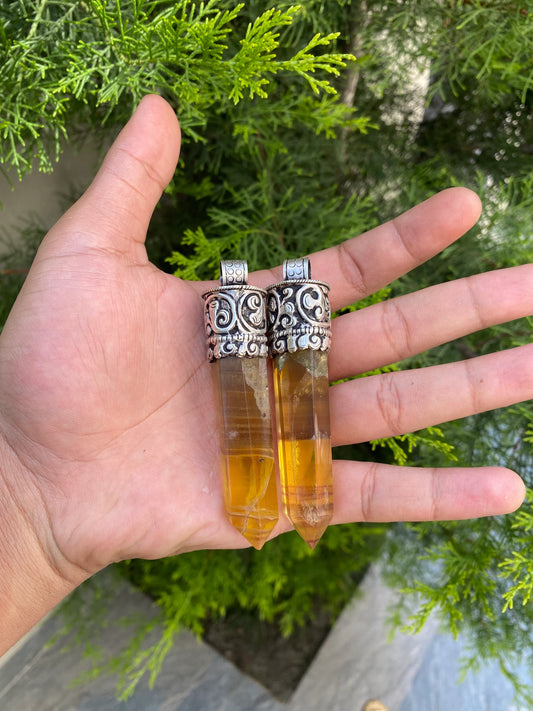 Fluorite Fantasy: Pointed Gemstone Pendant, Pointed Fluorite Stone with Coral