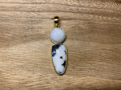 Gemstone Nepal Small Pendant, Zebra Jasper with Faceted White Topaz/Black Onyx/White Chalcedony Agate, Natural Stone, 14K Matte Gold Overlay